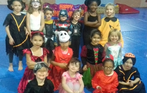 5be352ec07fec_HalloweenEveil131.jpg