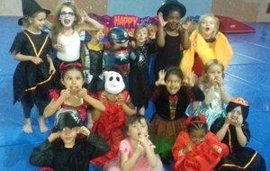 5be352f2e5436_HalloweenEveil132.jpg